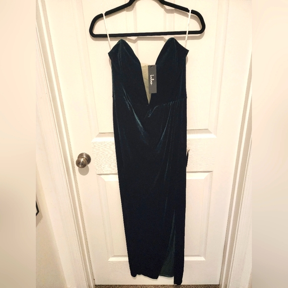 Lulus Dresses & Skirts - Forest Green Velvet Starpless Maxi Dress